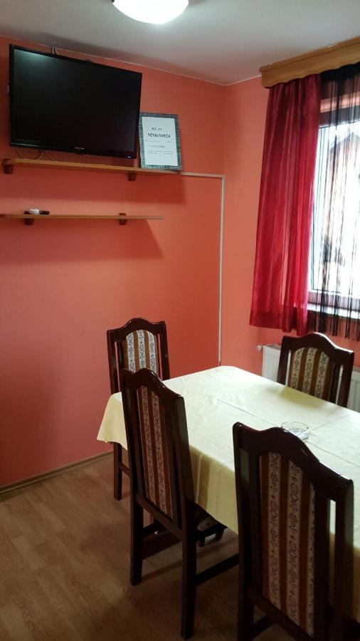 Apartmani Malina 3 Bijeljina Esterno foto